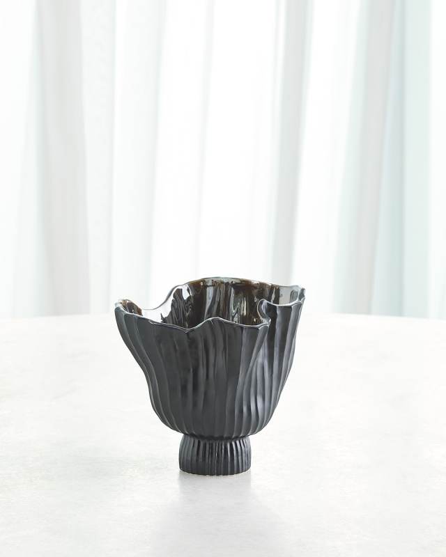 Folha Footed Vase, Small